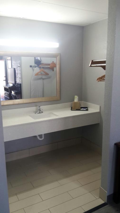 Paris Inn And Suites Luaran gambar