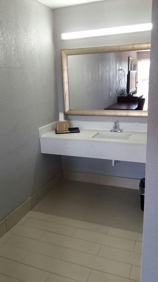Paris Inn And Suites Luaran gambar
